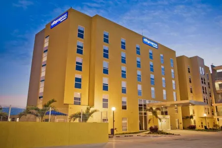 City Express by Marriott Paraiso