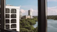 The Line Austin - Scenic