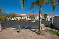 Americas Best Value Inn Apache Junction - parking