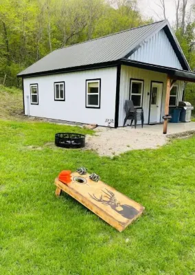 Fly Reel Cabin w/ hot tub