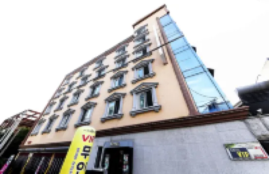 春川VIP 鄰近春川的酒店