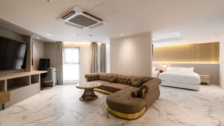 Gunsan Stay Tourist Hotel