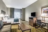Riverview Inn & Suites, Ascend Hotel Collection Hotels in Loves Park