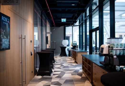 머큐어 데브레센 실내 전경