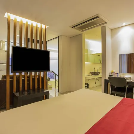 Yuwon Hotel Отели рядом с достопримечательностью «Станция метро Dongjak»