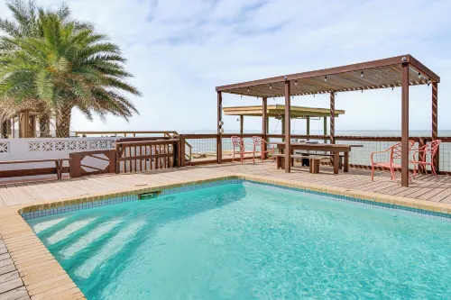 Waterfront Port Isabel Family Home w/ Pool & Pier! - parking