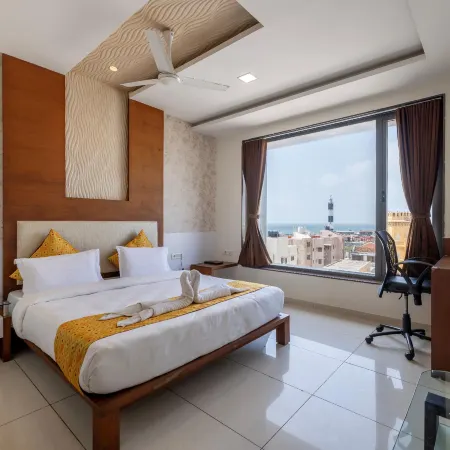 Manek the Ocean View