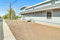 Walk to Dtwn Show Low: Townhome w/ Balcony - 3 étoiles