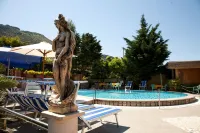 Hotel Carmencita - Pool