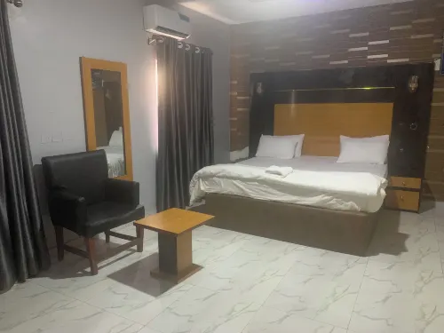 Comfort Kul Suites Hotels in Agbor