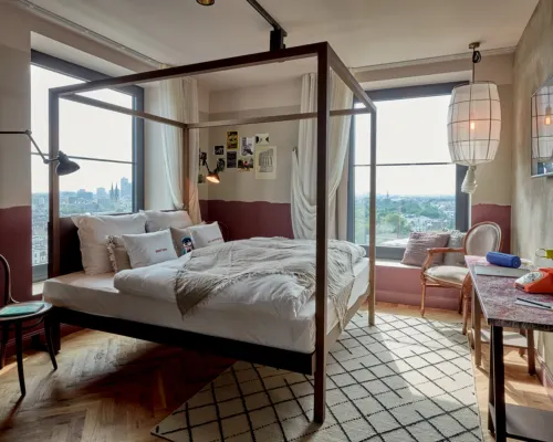 25Hours Hotel Duesseldorf Das Tour Hotels near Hamm