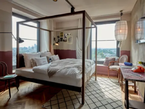 25hours Hotel Duesseldorf Das Tour Hotels in der Nähe von Goethe-Museum