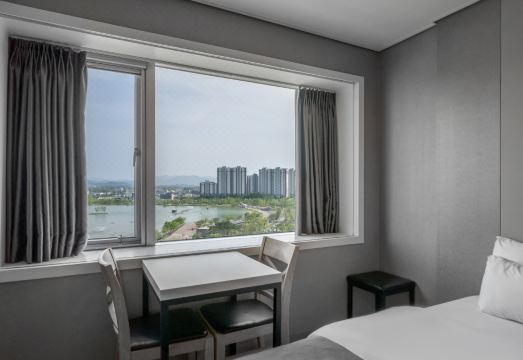 나주 호수공원 야경