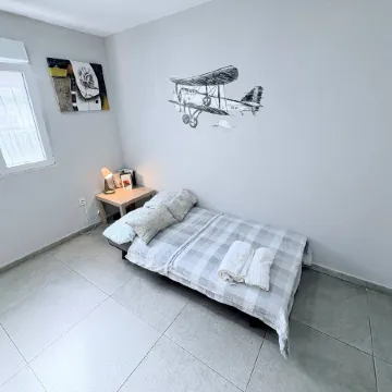 Charming 2 Bedroom Apartment in Elx, Spain Отели рядом с достопримечательностью «Edificio ALTET»