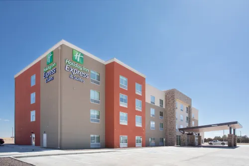 Holiday Inn Express & Suites GOODLAND I-70 by IHG - 3 звезды