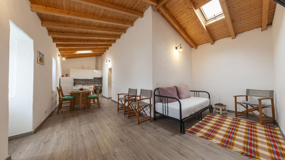 A28 - Castela Street Townhouse in Espiche