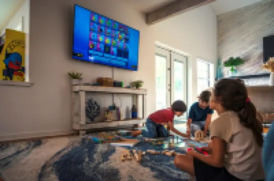 Waterfront Access and Heated Saltwater Pool - Luxurious Tropical Retreat