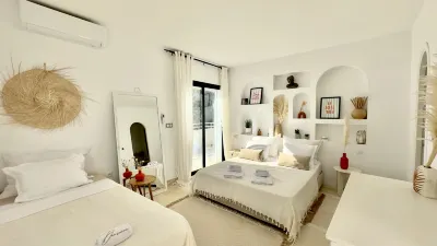 Villa Lumina – A Luminous Private Retreat with Pool & Fireplace in Hammamet Hotel di 