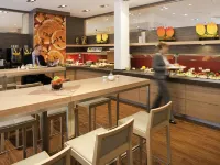Ibis Aachen Marschiertor (Aix la Chapelle) - فطور
