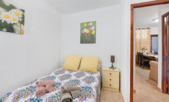 Apartment in Santa Cruz Near Beaches
