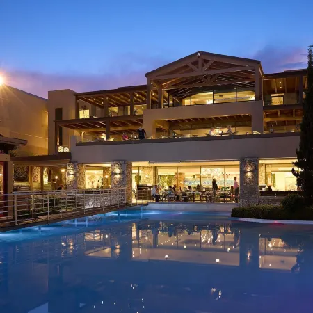 Aquagrand Artistic Luxury Beach Resort - Adults Only