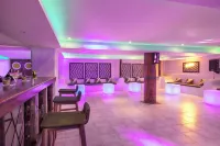 Mauricia Beachcomber Resort & Spa - bar