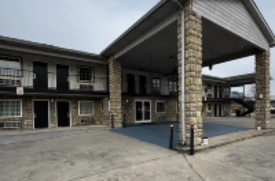 General Bragg Inn & Suites Chickamauga