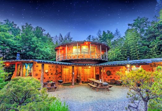 흙집세상펜션의 야외 풍경