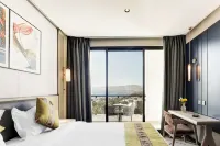 April Hotel - Balkon