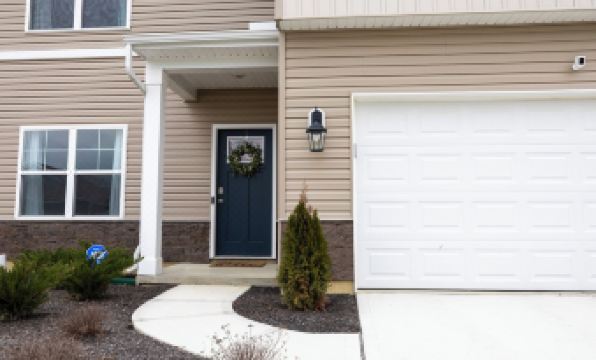 Holistic Campus Rental, LLC - Private Bedrooms in Shared Home with Shared Kitchen