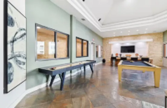 Chic and Stylish 2B near Legacy West