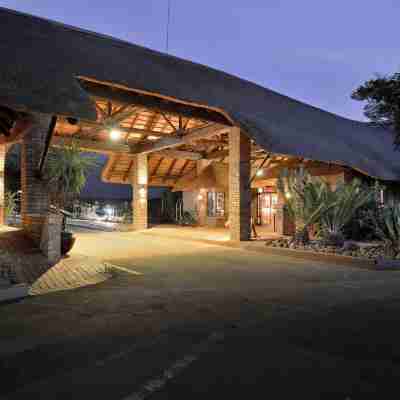 Bakubung Self-Catering Chalets Hotel Exterior