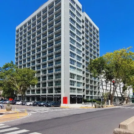 Almarena Puerto Retiro Affiliated by Melia Отели рядом с достопримечательностью «Железнодорожный вокзал Ретиро»