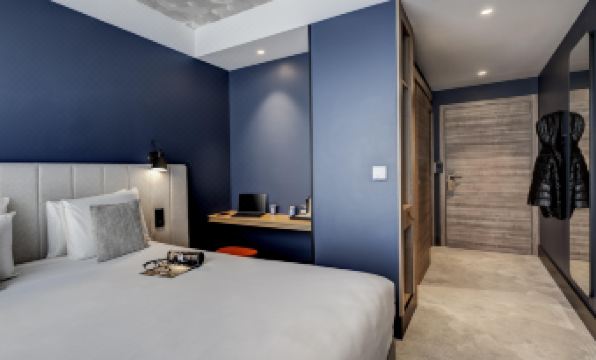 Kyriad Lyon Ouest - Limonest