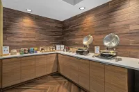 Fairfield Inn & Suites Billings - breakfast