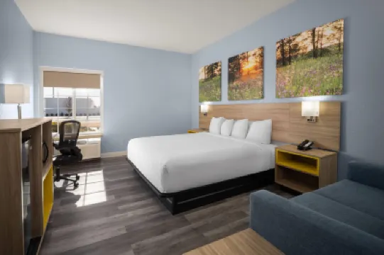 Days Inn by Wyndham Dodge City Hotels in 