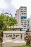 Pink Bliss Studio at Isla Verde w/pool and parking