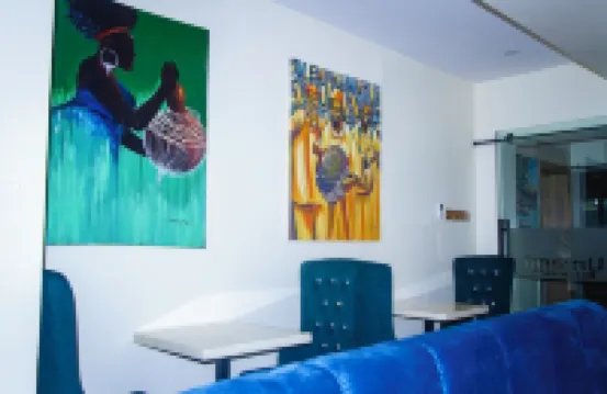 C & C Luxury Suites