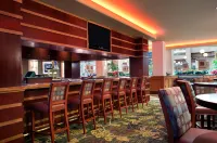 Embassy Suites by Hilton Lexington/UK Coldstream - bar