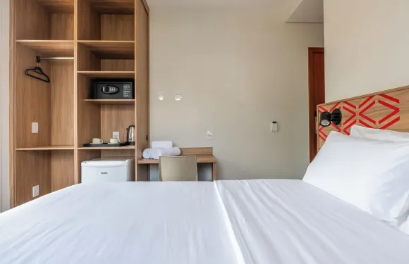 VEKTOR HOTEIS 伊塔比里圖