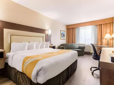 Quality Inn & Suites Hôtels à : 