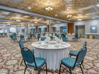 SureStay Plus Hotel by Best Western Reno Airport Hotels near Meadowood Mall
