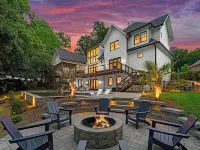 Northshore Landing Hotels in Westport
