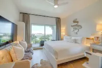 Ocean View Condo Btwn Rosemary and Alys Beach!
