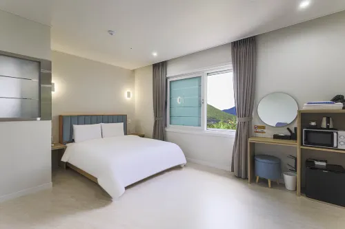 Ulju Dung-eok Alps Oncheon&Hotel - 2-نجوم
