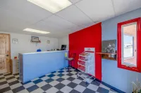 OYO Crossroads Inn - Inns