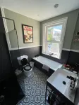 Spacious House in Guildford