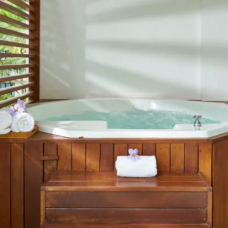 Sublime LUX Condo Terrenas Jaccuzi Beachfront