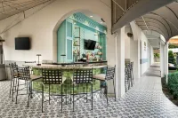 Castle Hotel, Autograph Collection - bars