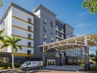 DoubleTree by Hilton Sarasota Bradenton Airport Hotels in Sarasota